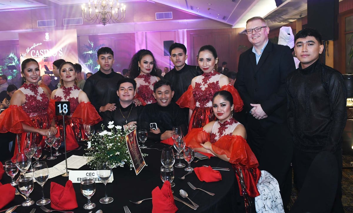 Casino Español general manager Anton Sloot with talented employees.